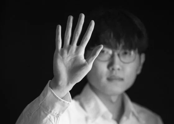 据意大利天空体育报道，罗马希望在冬季转会期租借引进一名新中卫。